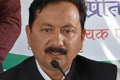 कांग्रेस प्रदेश अध्यक्ष ने उठाए सवाल, कहा- नेताओं के चहेतों को रेवड़ी की तरह बांटी नौकरियां