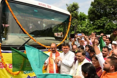 सीएम धामी का एलान- पहाड़ी इलाकों में लागू होगी चकबंदी, किया जा रहा है आकलन