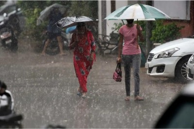 कई राज्यों में फिर से बदला मौसम का मिजाज, दिल्ली-एनसीआर में सुबह से तेज बारिश