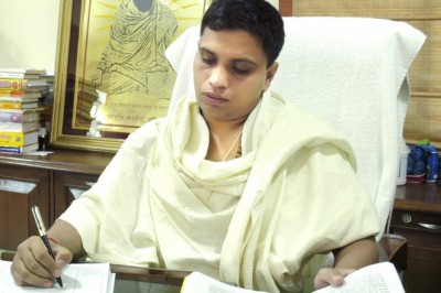 पतंजलि के नाम एक और उपलब्धि, विश्व के अग्रणी वैज्ञानिकों की सूची में शामिल हुए आचार्य बालकृष्ण