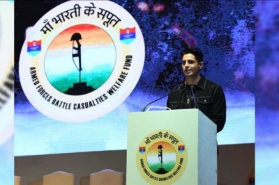 'मां भारती के सपूत' वेबसाइट लॉन्च में शामिल हुए सिद्धार्थ मल्होत्रा, सेना के लिए कही ये बात