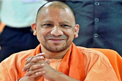 सीएम योगी का दीवाली तोहफा : यूपी में राज्यकर्मियों को डीए में चार प्रतिशत वृद्धि और बोनस का तोहफा