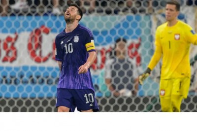 FIFA WC 2022: पोलैंड के खिलाफ पेनल्टी में भी गोल नहीं कर पाए मेसी, बनाया शर्मनाक रिकॉर्ड