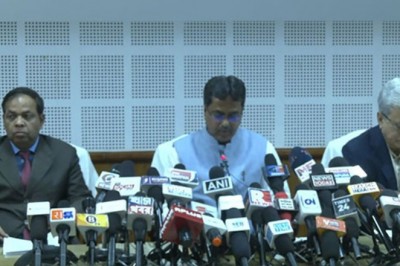 DA-DR Hike News: नए साल में सरकारी कर्मियों को शानदार तोहफा, पार्ट टाइम वर्करों के लिए भी हुआ बड़ा एलान