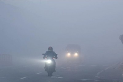 UP: बर्फीली हवाएं हावी, आठ जनवरी तक कोल्ड-डे व अत्यधिक घने कोहरे की चेतावनी