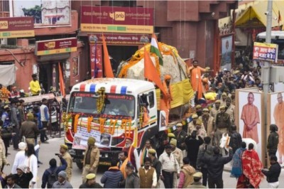 Ayodhya: राम मंदिर के लिए नेपाल से लाई गईं दो दिव्य शालिग्राम शिला, अयोध्या में पूजन
