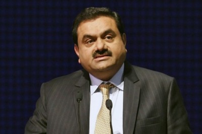दुनिया के शीर्ष-15 अमीरों की सूची से बाहर हुए अदाणी, रिपोर्ट के बाद 60% तक फिसले शेयर