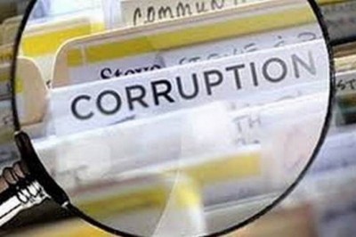 Maharashtra: उद्धव गुट के नेता के खिलाफ भ्रष्टाचार का मामला दर्ज