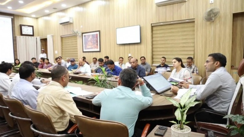 मा0 मुख्यमंत्री की घोषणा को सर्वोच्च प्राथमिकता पर रखें विभागः डीएम