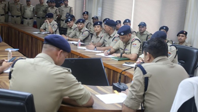 पूर्ण पारदर्शिता के साथ अपने कर्तव्यों का निर्वहन करने के दिये निर्देश