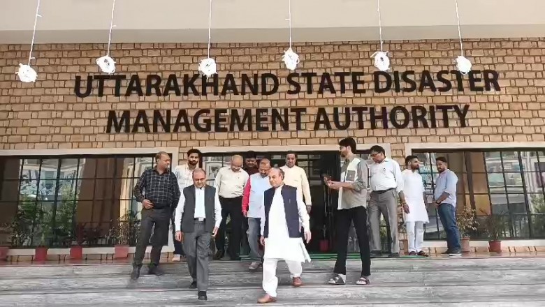 धराली आपदा रेस्क्यू ऑपरेशन के तहत अब तक 13 सौ लोगों को अब तक सकुशल निकाला जा चुका .................विनय रुहेला