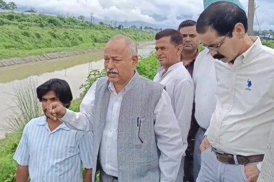 जल विद्युत निगम की शक्ति नहर के बार-बार क्षतिग्रस्त होने को लेकर दहाड़ा मोर्चा