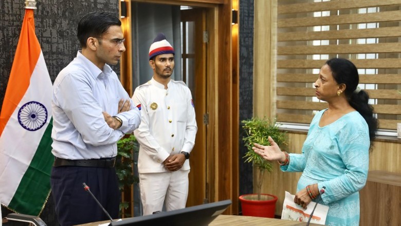 क्रूर  बिगड़ैल गुंडे बेटे, विधवा मां विजयलक्ष्मी, और जिला प्रशासन देहरादून!