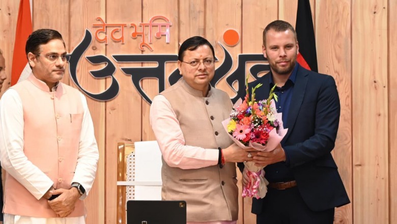 मुख्यमंत्री श्री पुष्कर सिंह धामी की उपस्थिति में शुक्रवार को मुख्यमंत्री आवास में उत्तराखण्ड सरकार और जर्मन स्थित इनोवेशन हब राइन-माइन, के मध्य लेटर ऑफ इन्टेन्ट (एल.ओ.आई) पर हस्ताक्षर किये गये