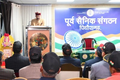 मंत्री गणेश जोशी ने  पिथौरागढ़ के पूर्व सैनिकों से की मुलाकात