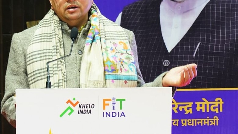 हल्द्वानी में उत्तराखंड का प्रथम खेल विश्वविद्यालय एवं लोहाघाट में महिला स्पोर्ट्स कॉलेज स्थापित करने की दिशा में भी तेजी से कार्य किये जा रहे