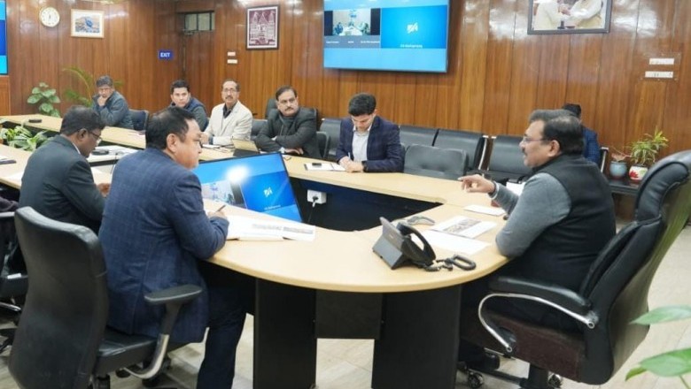 चारधाम यात्रा कर रहे श्रद्धालुओं को यात्रा के दौरान और वापसी तक का सुखद अनुभव लेकर जाना चाहिए..................मुख्य सचिव