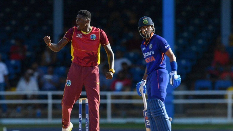 IND vs WI ODI: भारतीय बल्लेबाज-बारिश ने विंडीज की मुश्किल बढ़ाई, सिराज ने एक ओवर में खत्म किया मैच