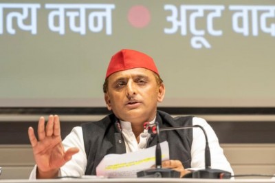 अखिलेश यादव ने कसा तंज: बोले- 2024 में जनता भाजपा को सबक सिखाएगी