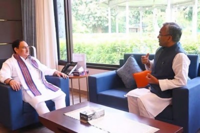 मुलाकात के सियासी मायने: नड्डा से मिलने दिल्ली पहुंचे पूर्व सीएम त्रिवेंद्र रावत