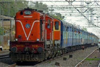 एनसीआर रेलवे : रिटायर्ड रेलकर्मियों को फिर मिलेगा रेल सेवा का मौका