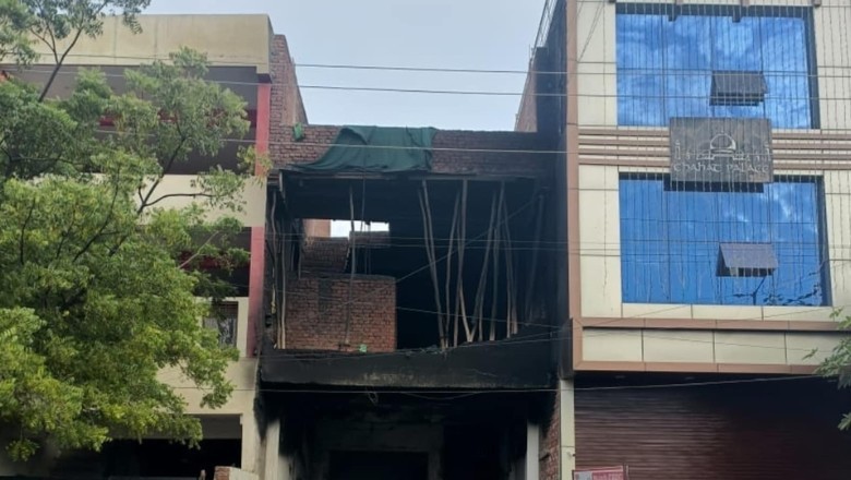 Agra Fire: अस्पताल में लगी भीषण आग, डॉक्टर और बेटा-बेटी की जलकर मौत