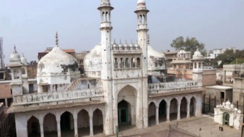 Gyanvapi Case: सर्वे में मिले शिवलिंग की कार्बन डेटिंग पर कोर्ट का फैसला टला