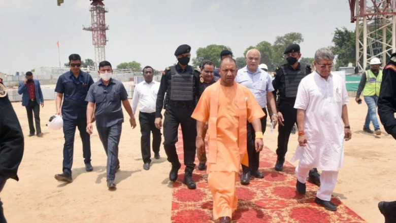 मुख्यमंत्री योगी ने अयोध्या में दीपोत्सव की तैयारियों का किया निरीक्षण, रामलला के दर्शन किए