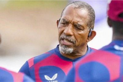 T20 WC: पूर्व वर्ल्ड चैंपियन वेस्टइंडीज के हेड कोच ने दिया इस्तीफा, यह सीरीज होगी आखिरी