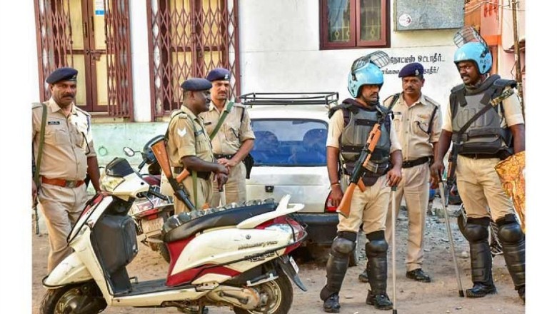 तमिलनाडु में कई जगहों पर छापेमारी, कुछ लोगों के ISIS से संबंध होने के संदेह में कार्रवाई