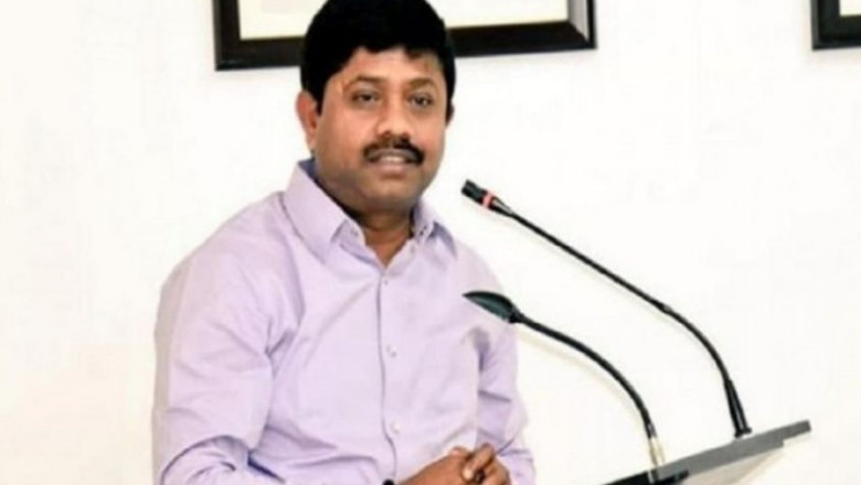 UP: मंत्री नंद गोपाल नंदी को कोर्ट ने एक साल की सुनाई सजा, एससी-एसटी एक्ट से जुड़ा था मामला