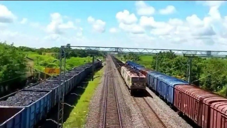 माल ढुलाई के लिए रेलवे ने दिया अब तक का सबसे बड़ा ऑर्डर, 84 हजार वैगन मंगाए जाऐंगे