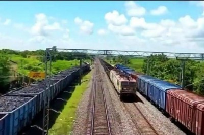 माल ढुलाई के लिए रेलवे ने दिया अब तक का सबसे बड़ा ऑर्डर, 84 हजार वैगन मंगाए जाऐंगे