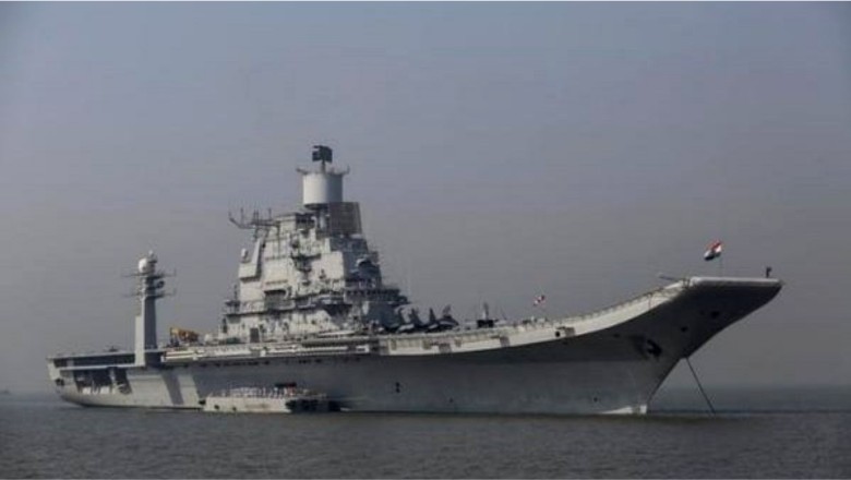 मरम्मत के बाद समुद्र में उतरा आईएनएस विक्रमादित्य
