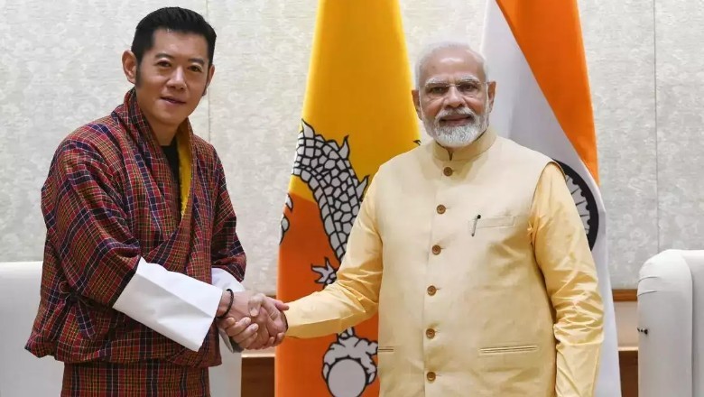 भूटान नरेश, प्रधानमंत्री मोदी के बीच हुई मुलाकात, द्विपक्षीय संबंध मजबूत करने पर फोकस