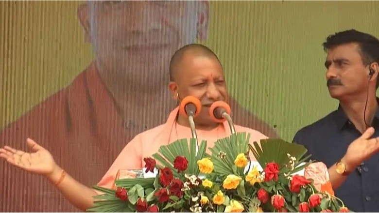 मुख्यमंत्री योगी बोले - जाति, मजहब का नहीं सपा व बसपा का कचरा साफ करने को है निकाय चुनाव