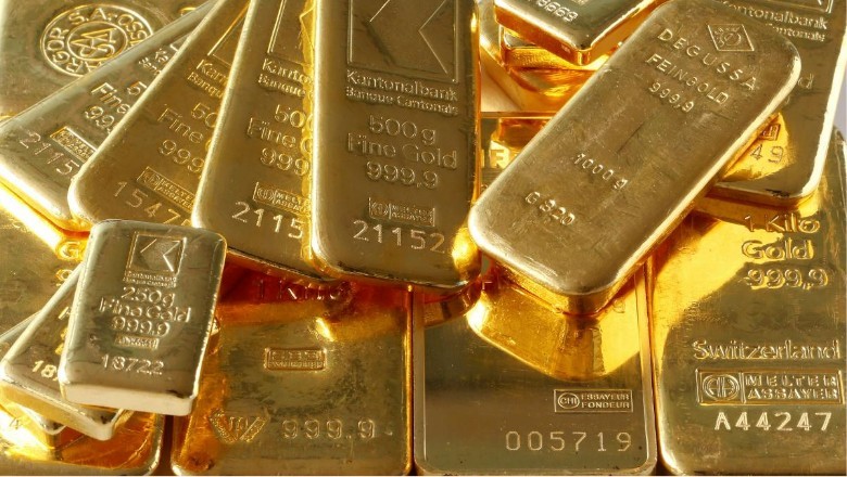 सोना 265 रुपये लुढ़का, चांदी की कीमत 120 रुपये उछली
