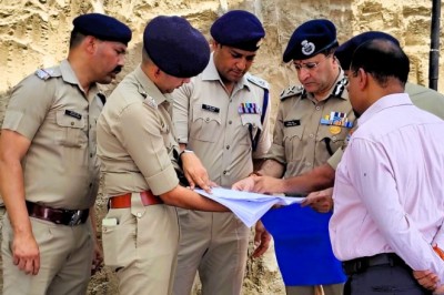 चार धाम यात्रा 2025– पुलिस महानिदेशक उत्तराखंड ने ऋषिकेश, मुनि की रेती (टिहरी) स्थित भद्रकाली और हरिद्वार में चारधाम यात्रा व्यवस्थाओं का किया स्थलीय निरीक्षण