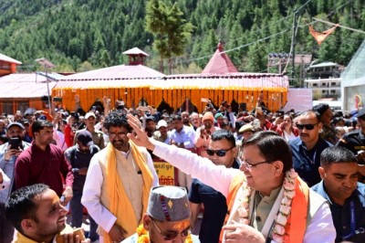 गंगोत्री और यमुनोत्री धाम के कपाट श्रद्धालुओं के लिए खुले यमुनोत्री धाम के कपाटोद्घाटन में प्रतिभाग करने वाले पहले मुख्यमंत्री हैं धामी
