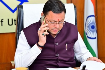 मुख्यमंत्री पुष्कर सिंह धामी ने, मुख्यमंत्री कार्यालय को पत्र भेजकर अपनी समस्या बताने वाले फरियादियों से बातचीत की