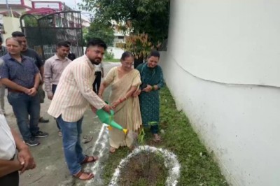 हरेला पर्व पर किया गया  वृक्षारोपण, मुख्यातिथि के रूप में विधायक सविता कपूर ने की शिरकत