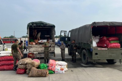 जौलीग्रांट ग्रांट से धराली पहुंचायी जा रही हैवी मशीनरी राहत सामग्री और जरूरी संशाधन