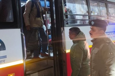 निर्धारित अवधि तक जनपद की सीमा में कदम न रखने की दी स्पष्ट हिदायत