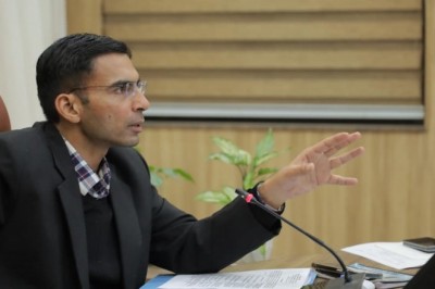 मा0 सीएम के निर्देश पर बच्चों की जान का जोखिम बने जिले के 76 जर्जर स्कूल भवन एक झटके में ध्वस्त