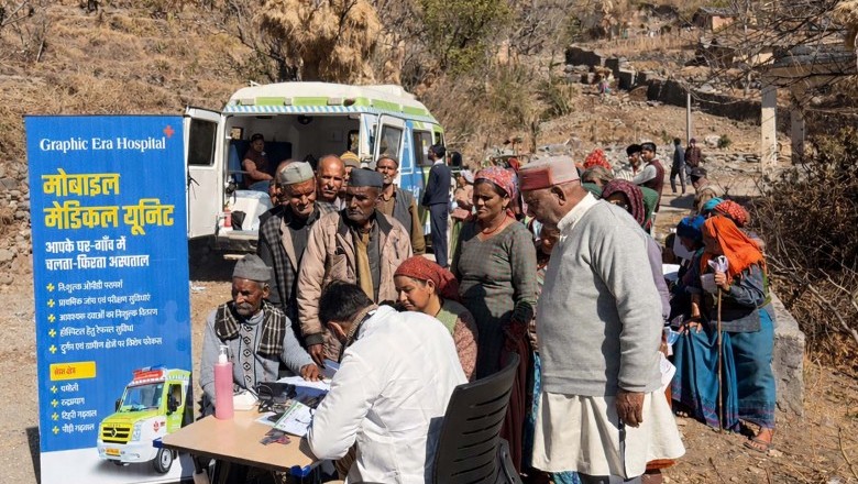 उत्तरकाशी के सुदूर गांव में 102 का इलाज