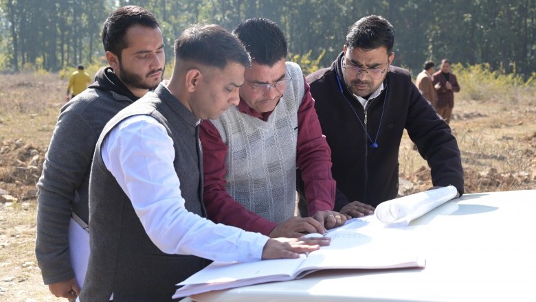 ट्रस्ट को शैक्षणिक उद्देश्य से मिली थी भूमि, अब शर्तो के पालन की होगी जांच-एडीएम