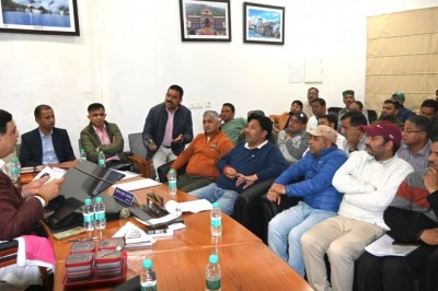 चारधाम यात्रा 2026 की तैयारियाँ तेजः गढ़वाल आयुक्त ने स्टेकहोल्डर्स संग की अहम बैठक