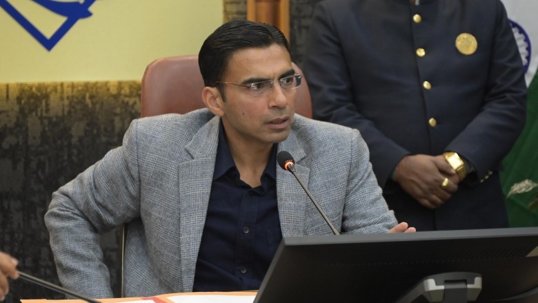 प्रशासन का बड़ा एक्शन सीएचसी रायपुर; एक ही व्यक्ति विशेष का जन औषधि केंद्र व बगल में ही मेडिकल स्टोर दोने के लाइसेंस निरस्त