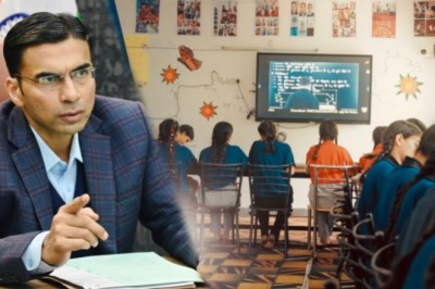 मा0 मुख्यमंत्री के निर्देशानुसार सरकारी विद्यालयों में डिजिटल एजुकेशन की दिशा में जिला प्रशासन के कदम तेज,880 एलईडी टीवी का स्टॉक हुआ तैयार