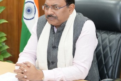 मुख्य सचिव की अध्यक्षता में व्यय-वित्त समिति की बैठक, विभिन्न विकास योजनाओं को स्वीकृति